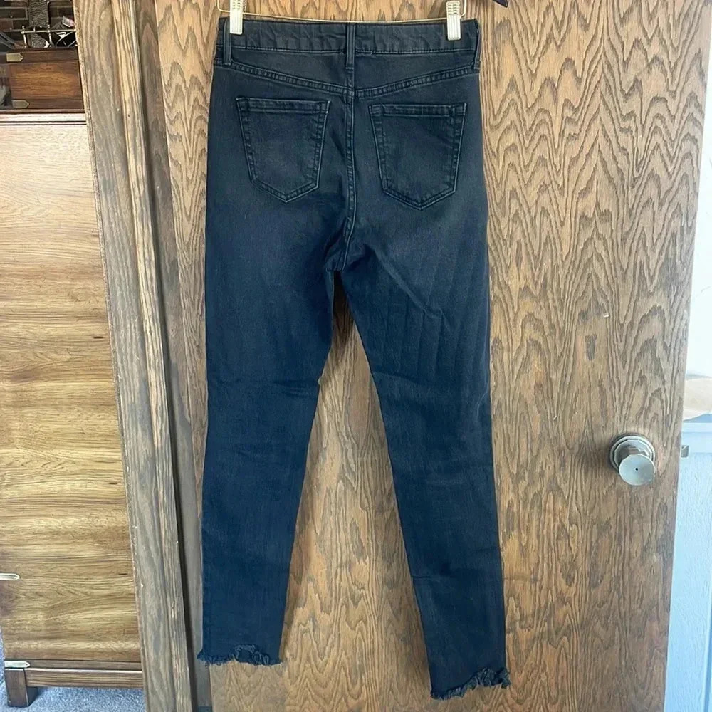 Black High Rose Skinny 6